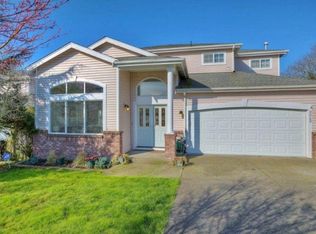 2020 Davis Ave S, Renton, WA 98055