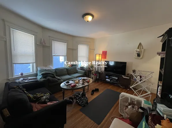 44 Easton St, Allston, MA