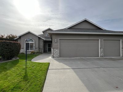 230 Sun Willows Blvd, Pasco, WA, 99301
