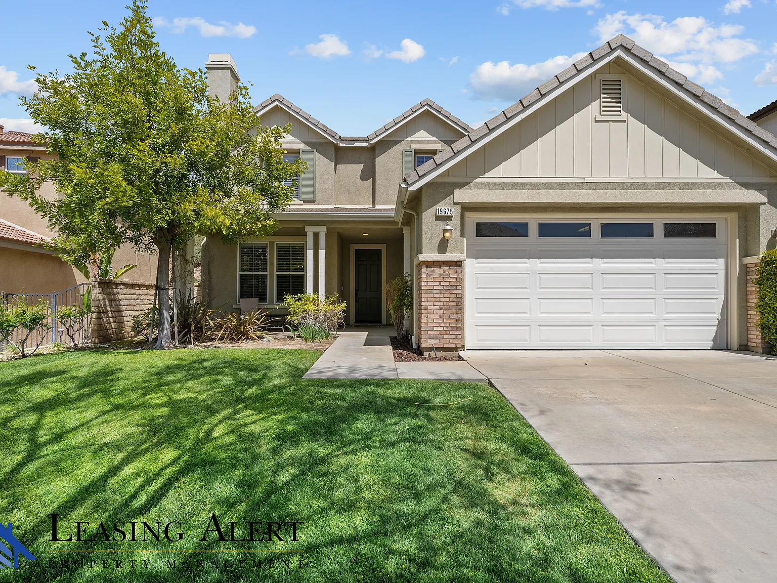 4 bed, 2750 sqft, $4,850 — Photo 2