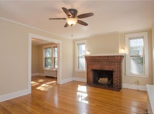 38 Lancaster Rd, West Hartford, CT 06119