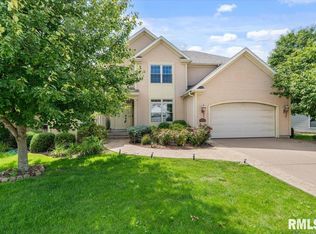 1512 E 5th St, Coal Valley, IL 61240