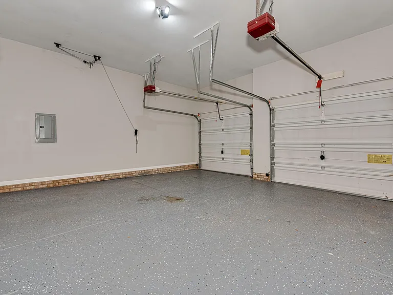 2 Car Garage