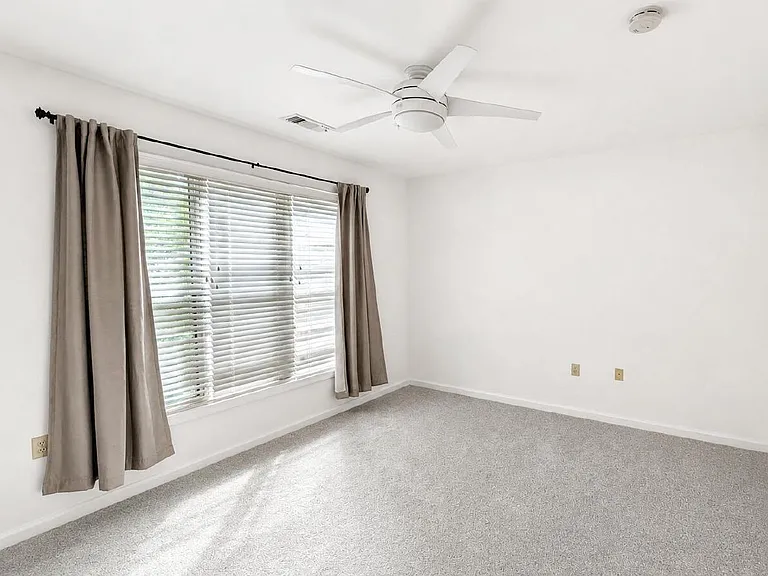 12913 Alton Sq #307 — Photo 7
