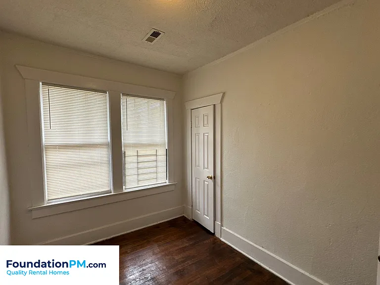 914 Garland St — Photo 13