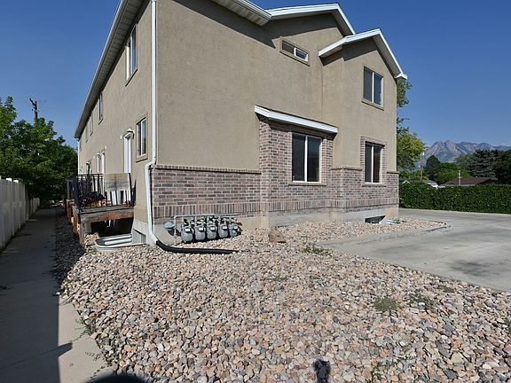 3rd image of 347 E Vine St #0fb11c81e