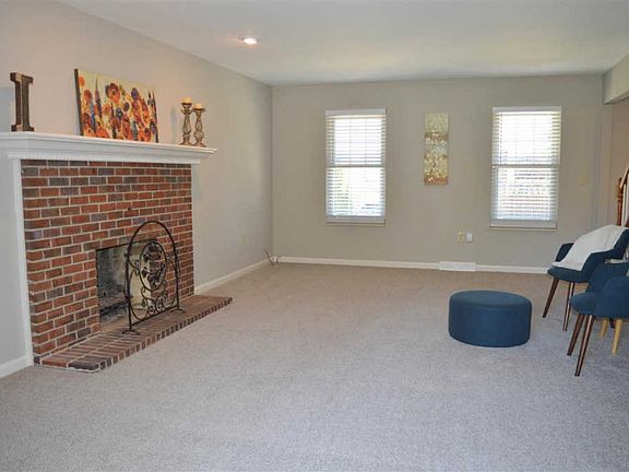 2nd image of 1244 Mosswood Ct