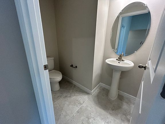 4th image of 4113 NE 20th Ct