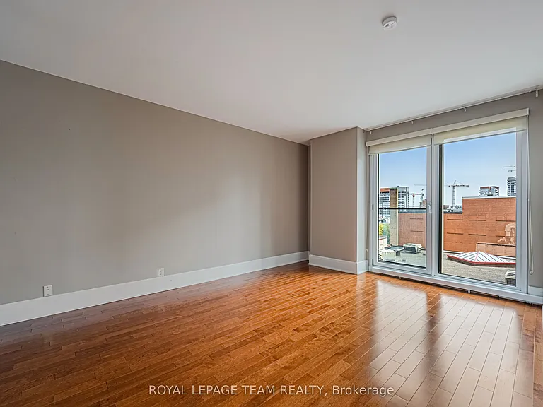 700 Sussex Dr #601 — Photo 17