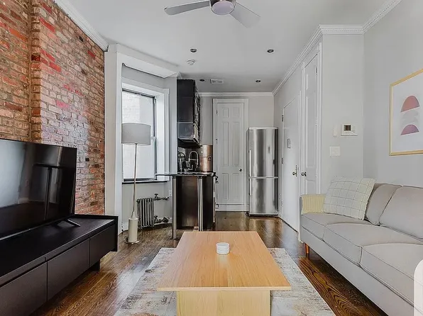 325 E 5th St, New York, NY