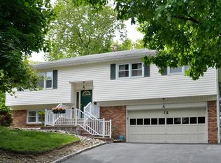 2A Buckingham Rd, West Orange, NJ 07052