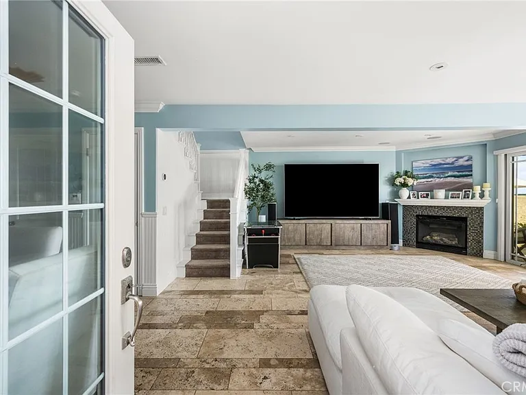 25 Surfside Ave #A — Photo 5