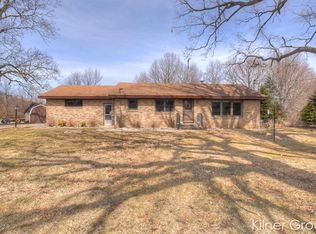 273 9 Mile Rd NE, Comstock Park, MI 49321