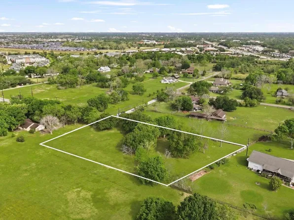 6102 Austin Dr, Missouri City, TX 77459