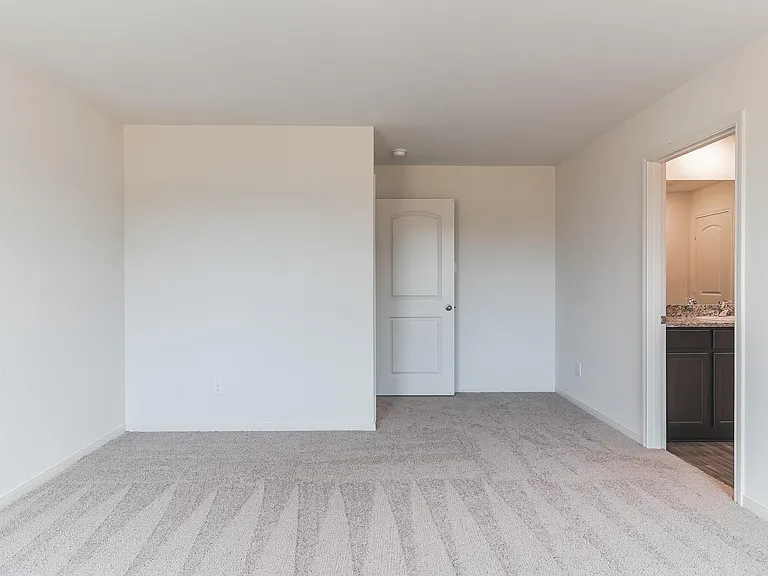 112 Allington Cir — Photo 14