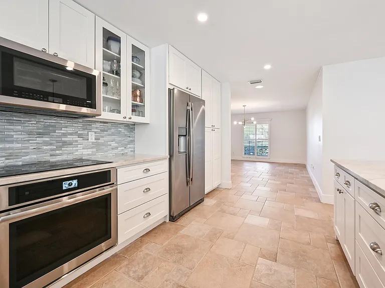 508 Devils Ln — Photo 14