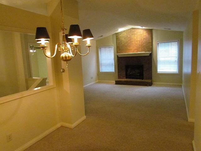 1st image of 4036 Palmetto Dr