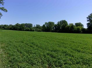 W6186 Quarry Rd, Appleton, WI 54913