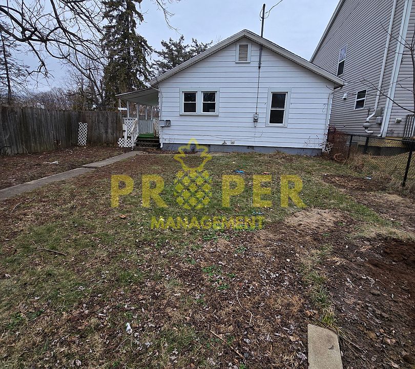 1st image of 3754 Michigan Ave