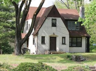 890 Valley Rd, Gillette, NJ 07933