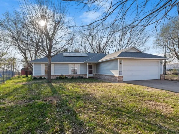 601 Del Cir, Lowell, AR 72745