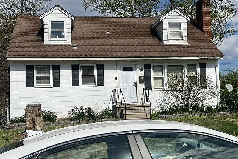 1st image of 5517 Heatherwood Rd