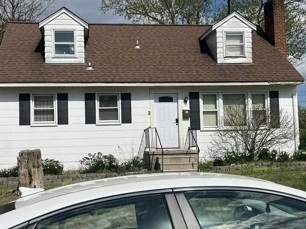 5517 Heatherwood Rd, Baltimore, MD 21227