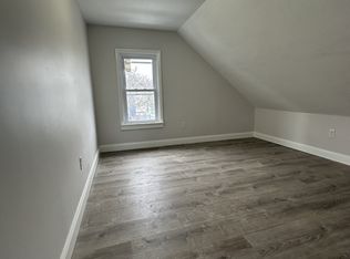 1870 Purchase St, New Bedford, MA 02740