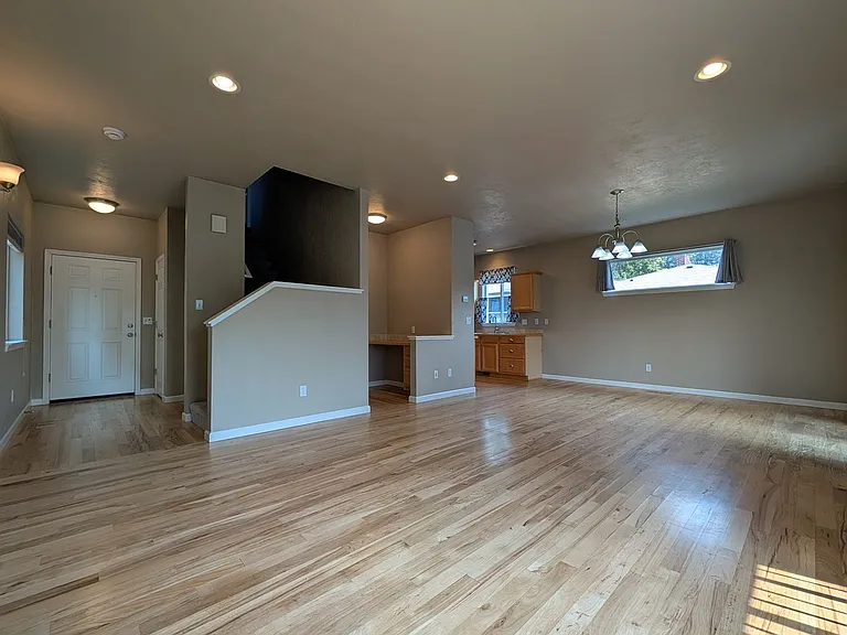 3623 Kendra St — Photo 6