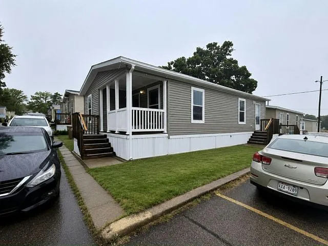 257 Bunting Ln #257