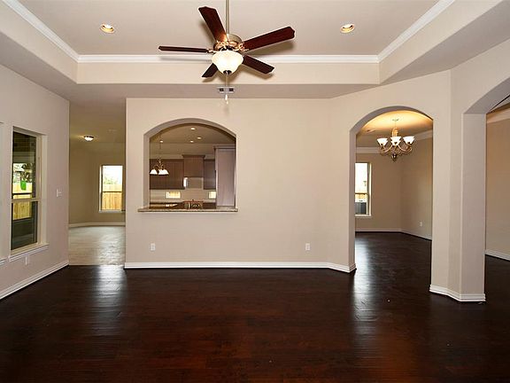 5th image of 1318 Graham Trace Ln