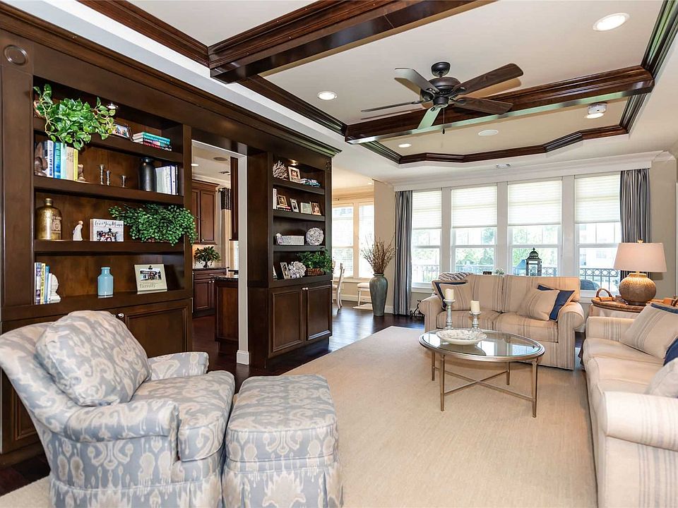 1st image of 1109 Roosevelt Way