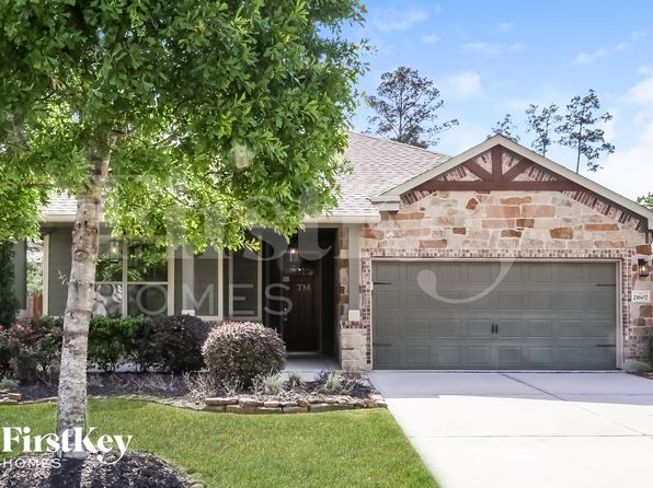 21607 Royal Troon Dr