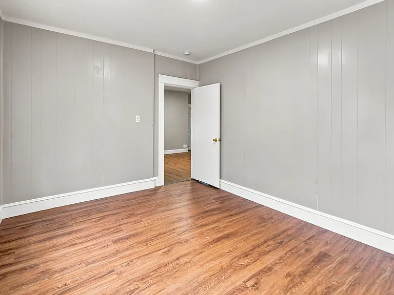425 Wood Ave #427 — Photo 8