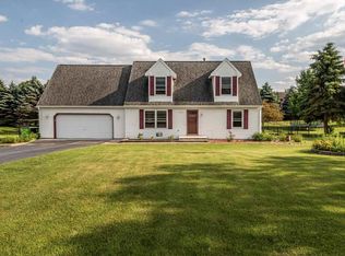 6111 London Dr, Traverse City, MI 49685