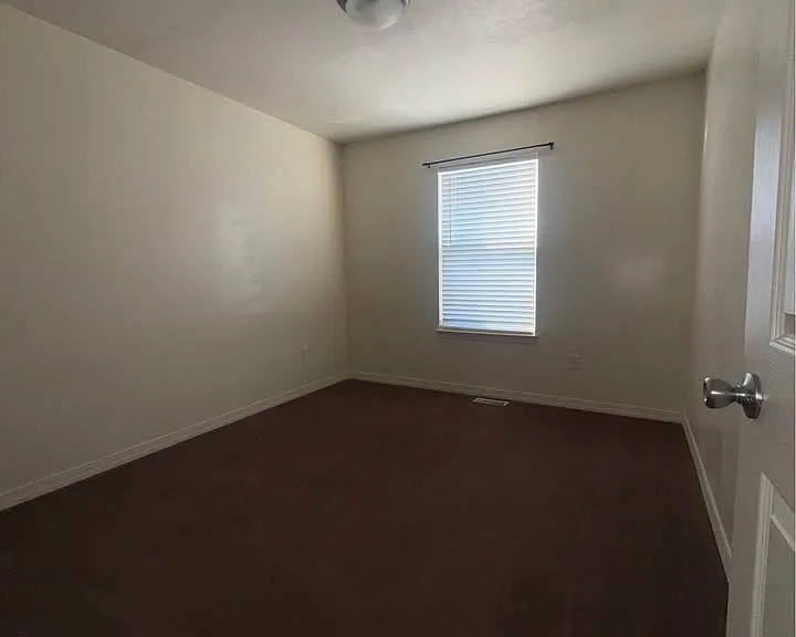 5037 W White Diamond Way S — Photo 4