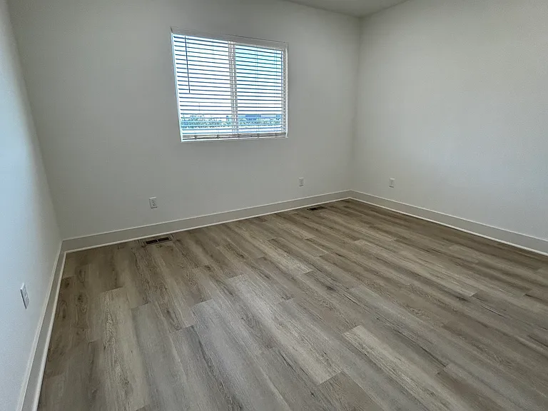 9366 E Chris St — Photo 7