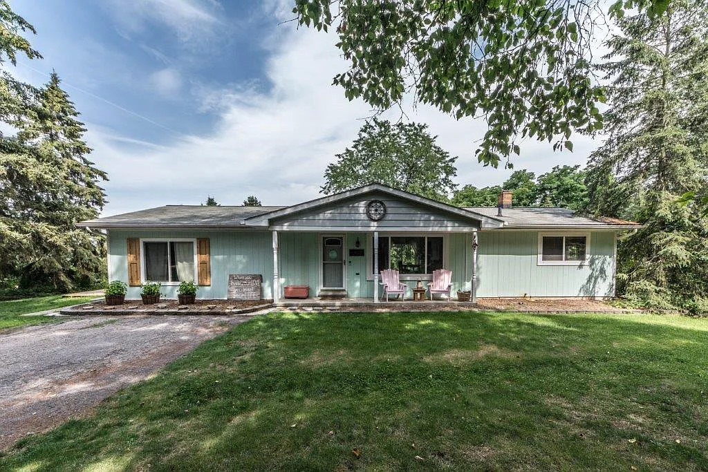 6555 Brighton Rd photo 1