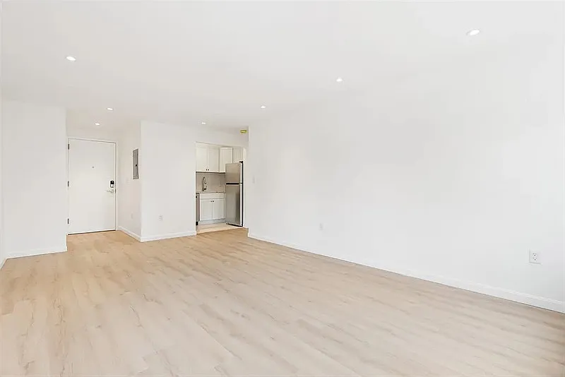 1 bed, 1.0 bath, 626 sqft, $1,990 — Photo 3