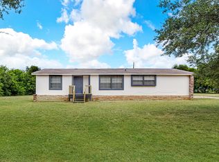 3520 Sparks Ln, Crowley, TX 76036