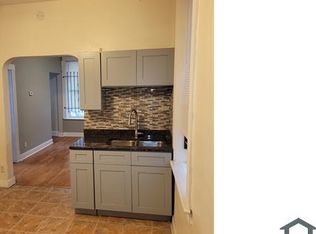 8412 S Buffalo Ave #1F, Chicago, IL 60617