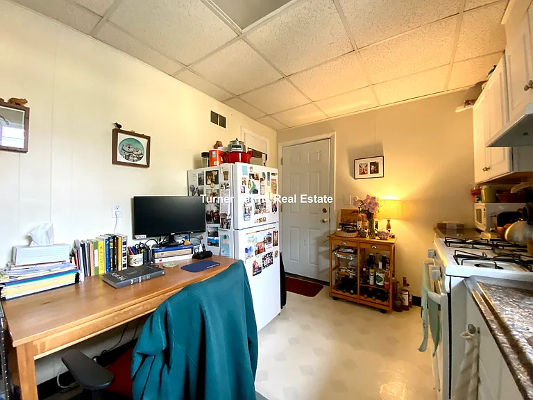 55 Cedar St #4 — Photo 8