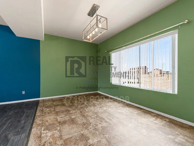 947 E Kirkwood Dr — Photo 9