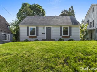 1104 Diamond Ave NE, Grand Rapids, MI 49503