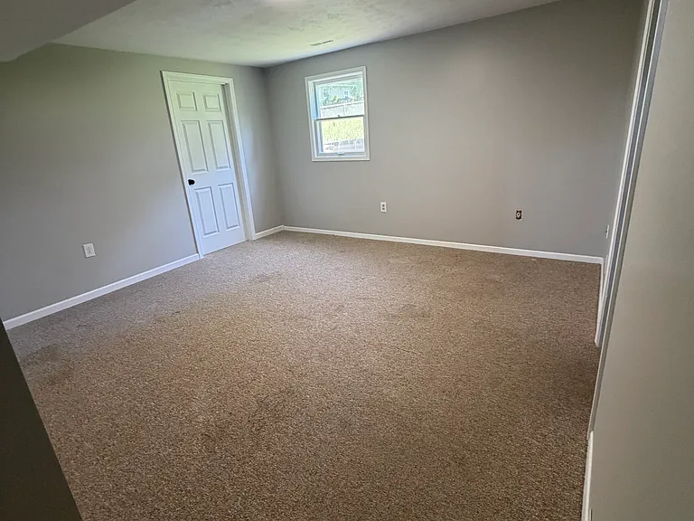 4709 Parkview Dr — Photo 10