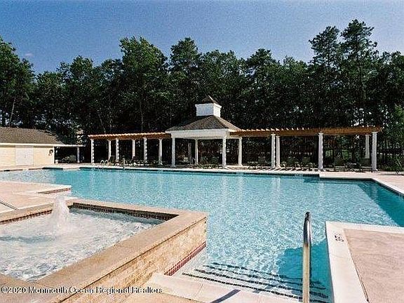4th image of 514 Sophee Ln