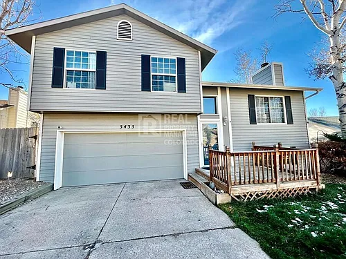5435 Country Heights Dr Photo 1