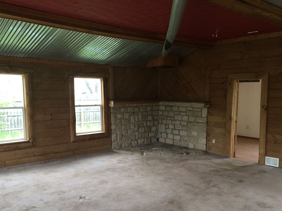 2nd image of 1470 Brown Rd