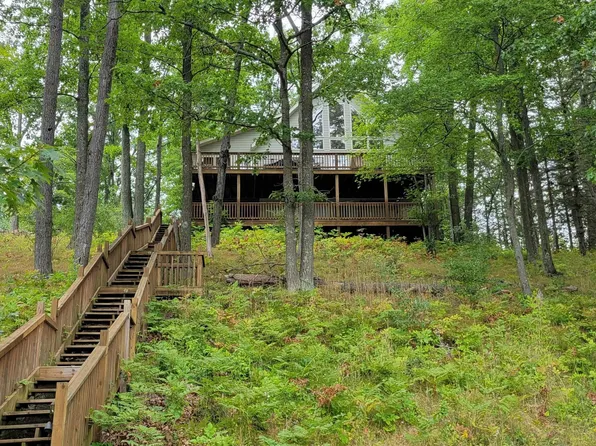 4500 Woodridge Dr, Hale, MI 48739