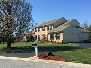 11 Beacon Ln, Newark, DE 19711